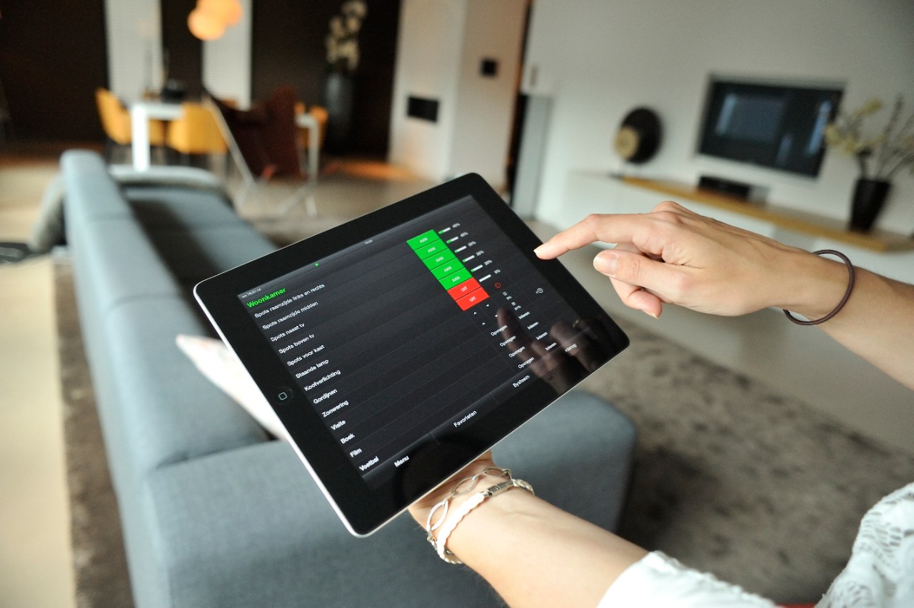 Aansturing via de iPad Aansturing via de iPad