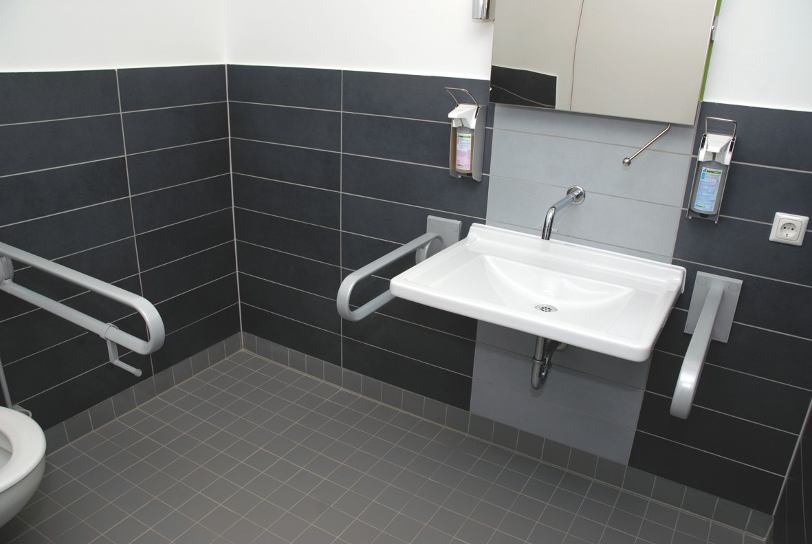 Alles is ontworpen met het oog op comfortabel gebruik voor mensen met Camper Met Grote Badkamer ~ Alles is ontworpen met het oog op comfortabel gebruik voor mensen met